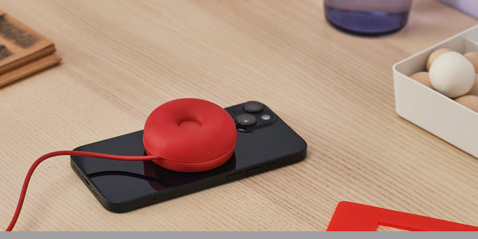 IKEA anunţă lansarea a două noi încărcătoare wireless accesibile, certificate conform standardului Qi 2.0 (avem şi preţurile din România)