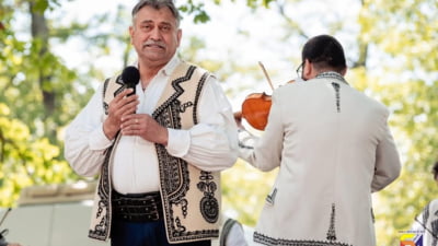 Tragedie în lumea folclorului românesc. Un cunoscut rapsod a murit în prima zi de Crăciun după ce a fost la colindat în Ajun