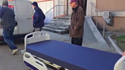 Un spital din România a cumpărat 600 de paturi noi, dar nu încap pe ușile saloanelor. Soluția găsită de conducere