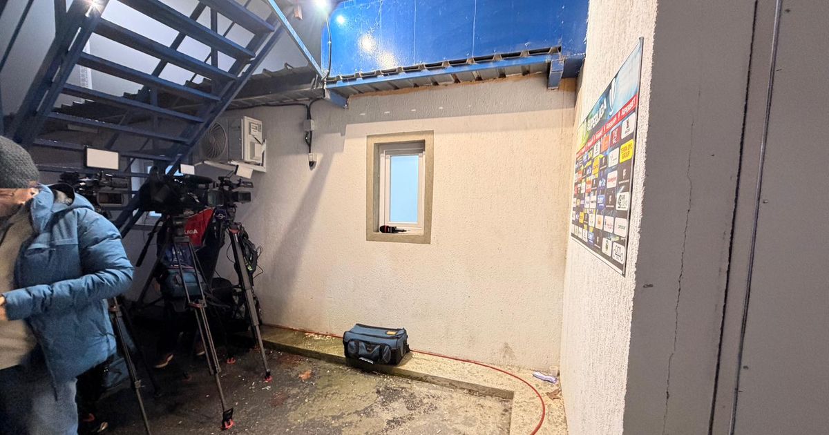 Ca la țară FOTO. FCSB a fost așteptată la Clinceni ca în Liga 4 » Noua zonă mixtă arată jenant