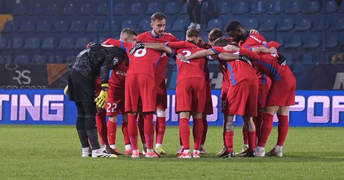 Situație neverosimilă la FCSB. Decizie stranie luată de campioană: ce s-a întâmplat pe banca de rezerve