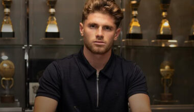 impresarul fotbalistului de 17.000.000€ a rupt tăcerea