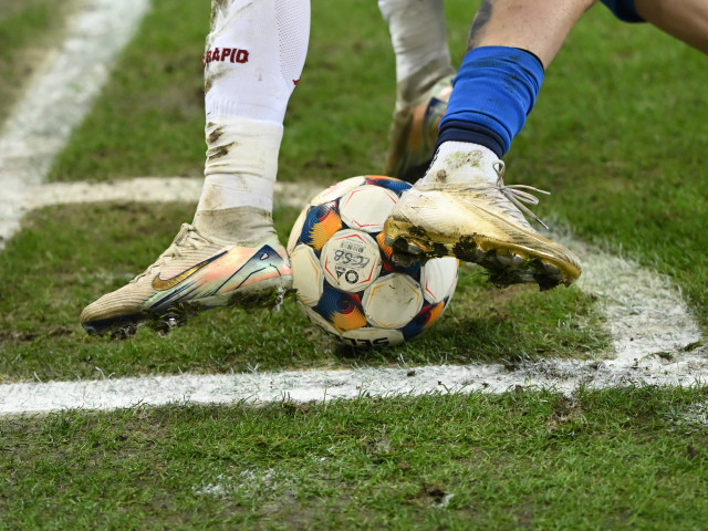 Iarnă decisivă pentru fotbaliștii români! Cum arată lista celor mai importanți jucători care pot schimba echipa