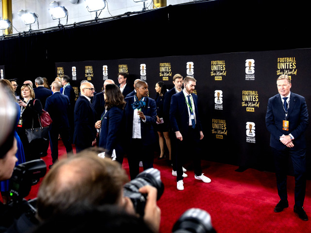 Au apărut imaginile! Zeci de nume uriașe din fotbal la tragerea la sorți pentru Cupa Mondială