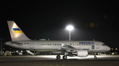 Zelenski a confirmat. Mai multe drone au încercat să-i intercepteze avionul în drum spre Irlanda. "Va exista o investigație"