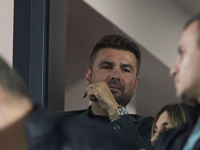 “Bătaie” pentru postul de antrenor la Hermannstadt! Cu cine se luptă Adrian Mutu