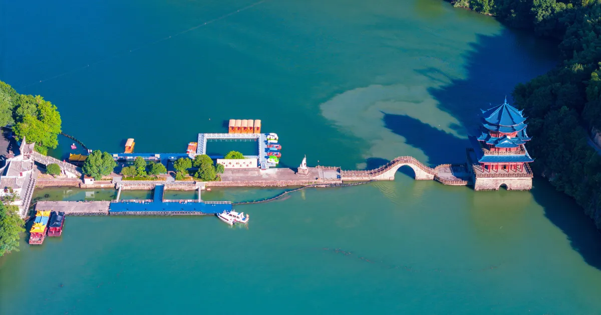 VIDEO De ce barajul de 168.000.000.000$ al Chinei bagă spaima în țara vecină India. „E o bombă cu ceas” • Newsweek România