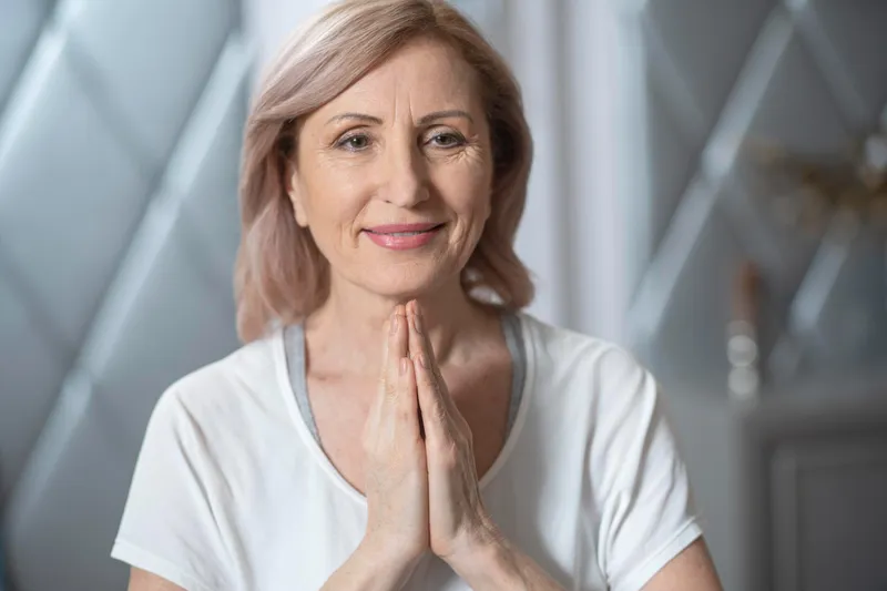 Pensionară la pensie - Foto: Freepik