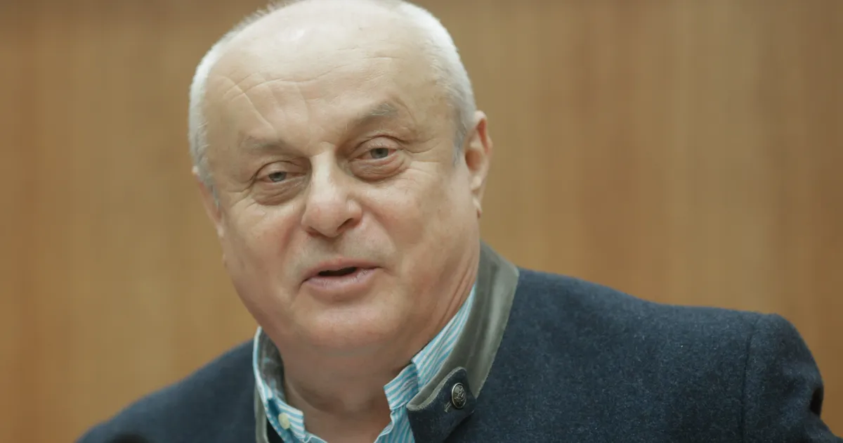 Fostul șef Romsilva avea 8.000€ salariu, plus 1.000€ pensie și 7 case. La pensionare și-a dat 55.000€ bonus • Newsweek România