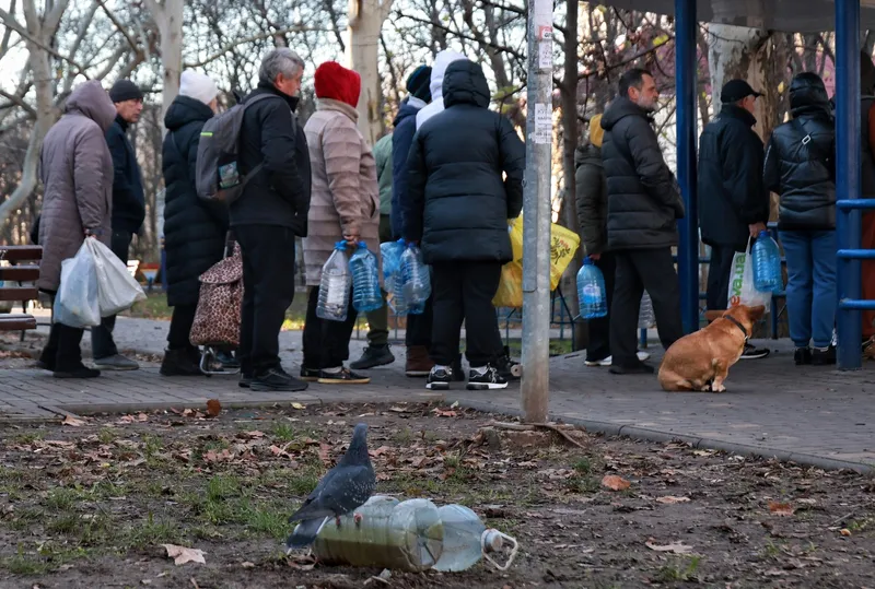 Din cauza bombardamentelor Rusiei, Odesa rămâne des fără utilități - Foto: Profimedia images