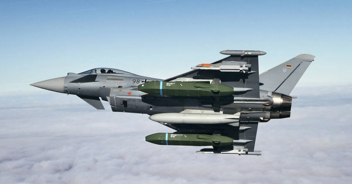 Rachetele Taurus vor ajunge în Ucraina cu avioanele Gripen din Suedia. Lovesc 500 km în interiorul Rusiei • Newsweek România