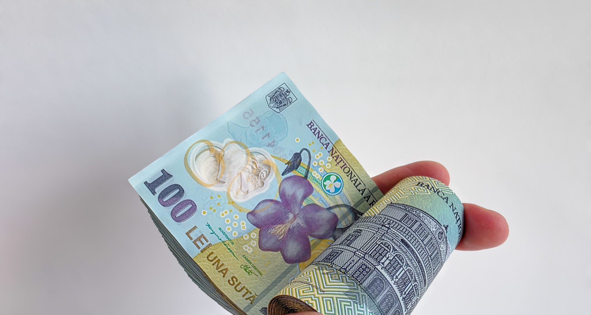 Amenzi mai mari pentru munca „la negru”, de la 1 ianuarie 2026. Ce trebuie să știe firmele