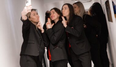 Handbalistele Gloriei Bistrița, în haine noi la petrecerea de Crăciun! Peste 1500 de mici sportivi au fost prezenți la eveniment