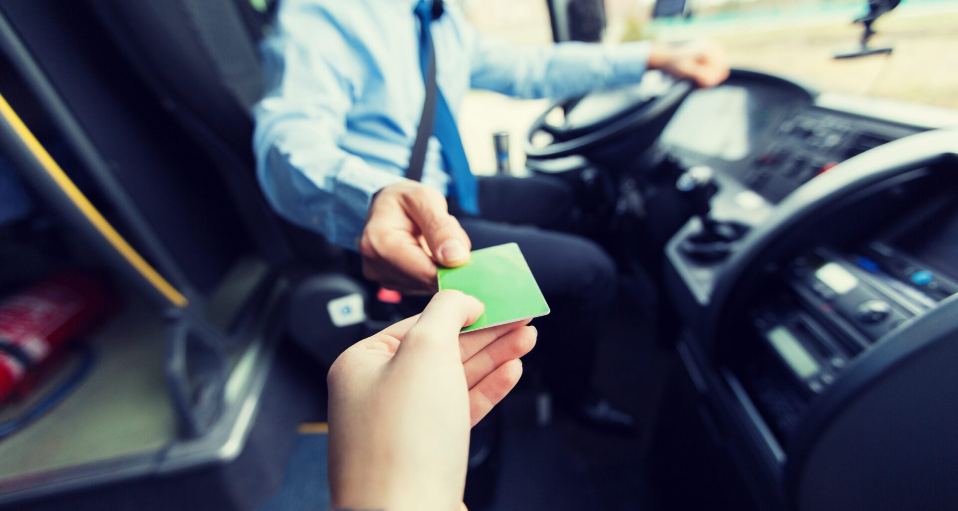 Amenda uriașă primită de un șofer de TIR român prins fără permis, în Italia. Ce transporta acesta