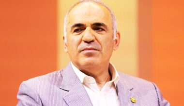Mandat de arestare în Rusia pentru Garry Kasparov, acuzat de „justificarea terorismului”
