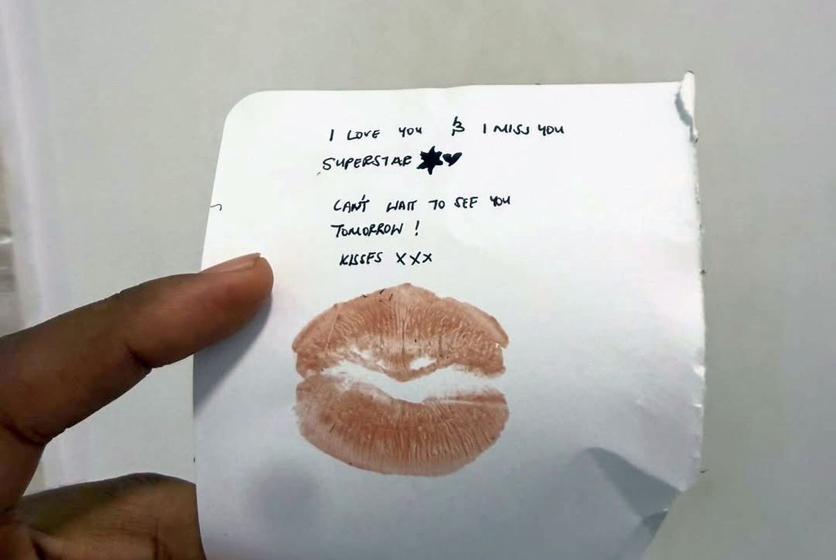 Suspectat că se dă lovit, Ngezana a plecat din România cu o scrisoare: „Mi-e dor de tine, superstarule!” - GSP