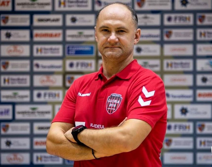 Cristina Laslo, brutal de sinceră în final de 2025 » Despre conflictul cu Pera, unde vrea să se retragă, politică și viața amoroasă: „E prima dată când vorbesc despre asta, avocatul mi-a sugerat-o!”