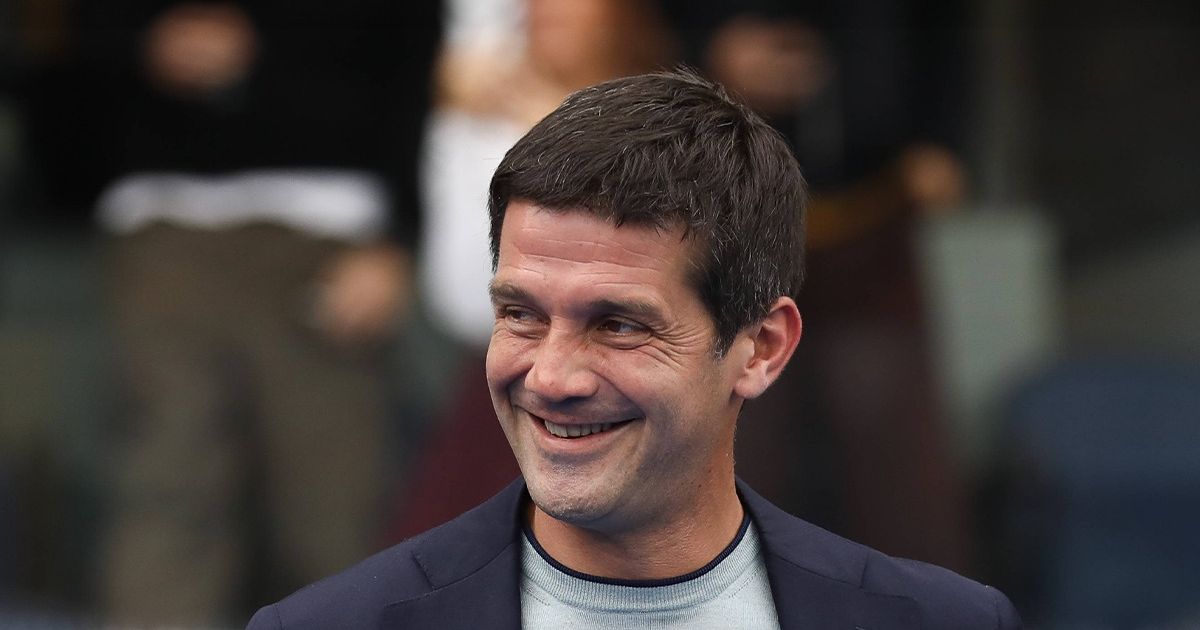 Chivu, conferință cu bucluc / Antrenorul lui Inter a glumit cu jurnaliștii: „Cineva fumează, nu eu”