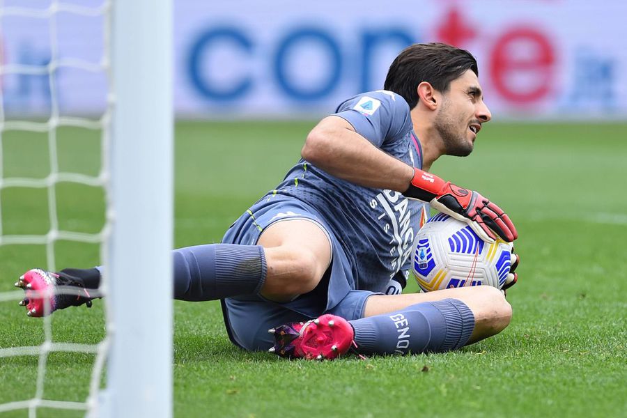 Premieră: Șucu va cumpăra un jucător în acest sezon! » Fostul director sportiv de la Genoa lucrează la transfer