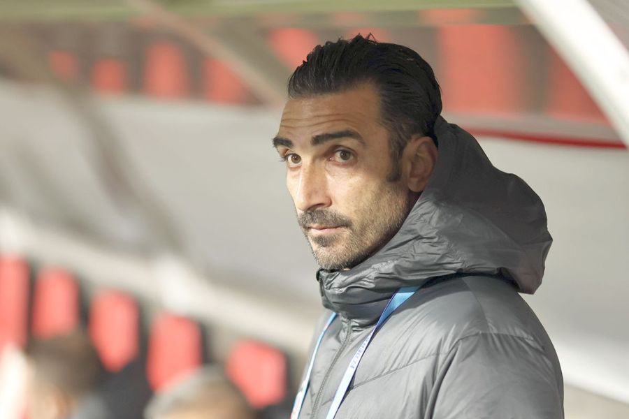 Unde e Charalambous?! Antrenorul cu două trofee în 2025, ignorat în Ancheta GSP! Nici măcar MM Stoica și Olaru nu l-au votat!