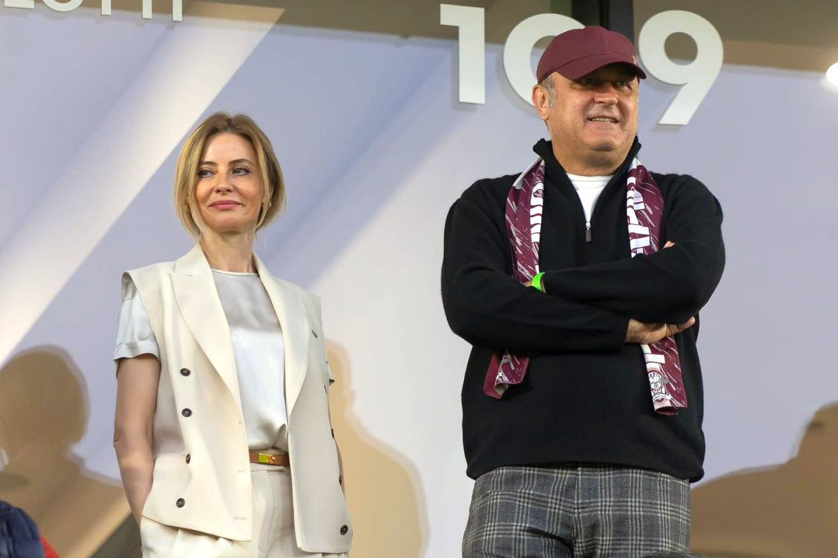 „E un impostor!” » Respinge virulent afirmația că și-a presat soțul să cumpere Rapid pentru a-și face copiii fotbaliști