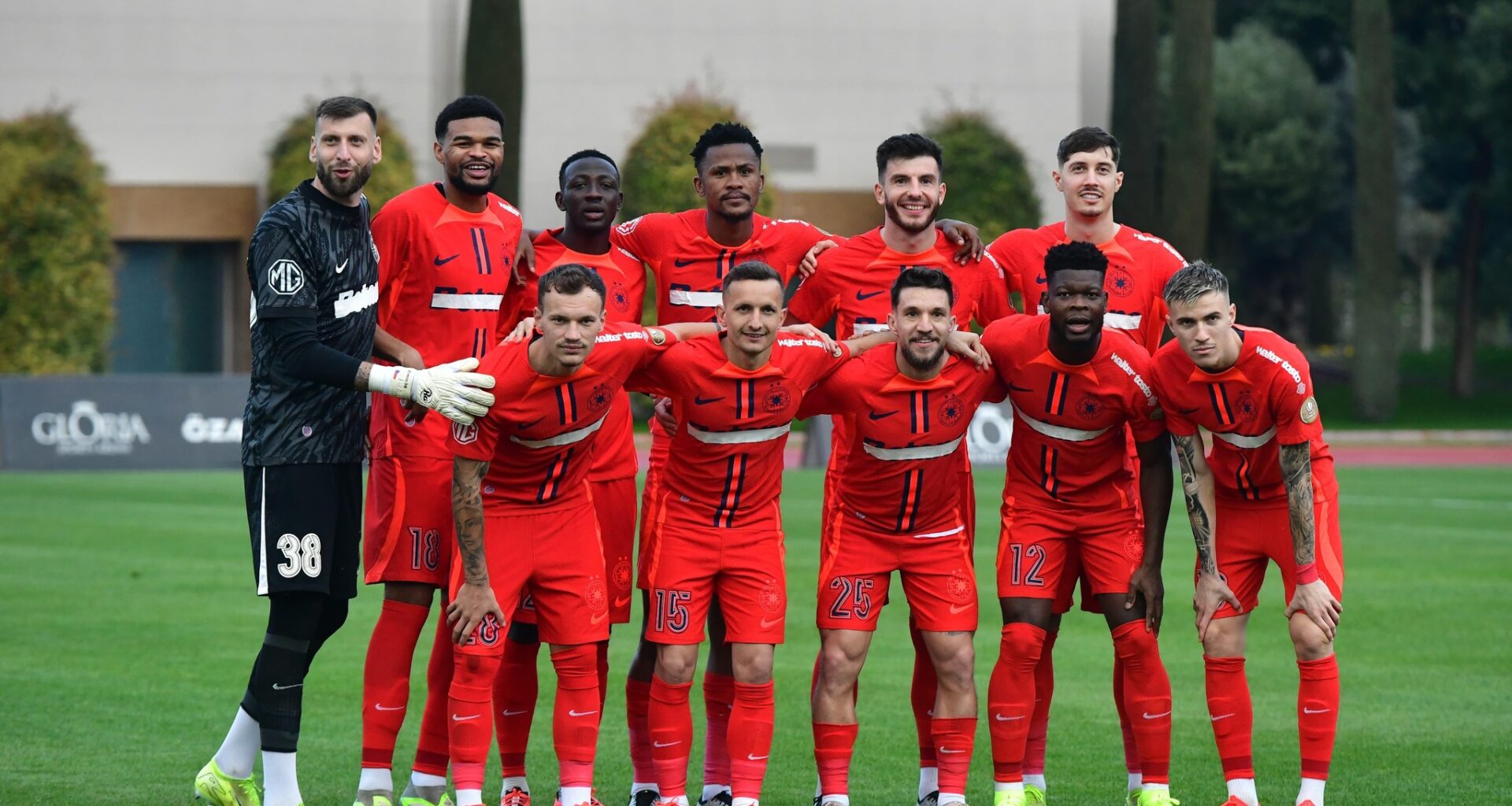 FCSB rămâne fără încă un jucător: A fost convocat la națională