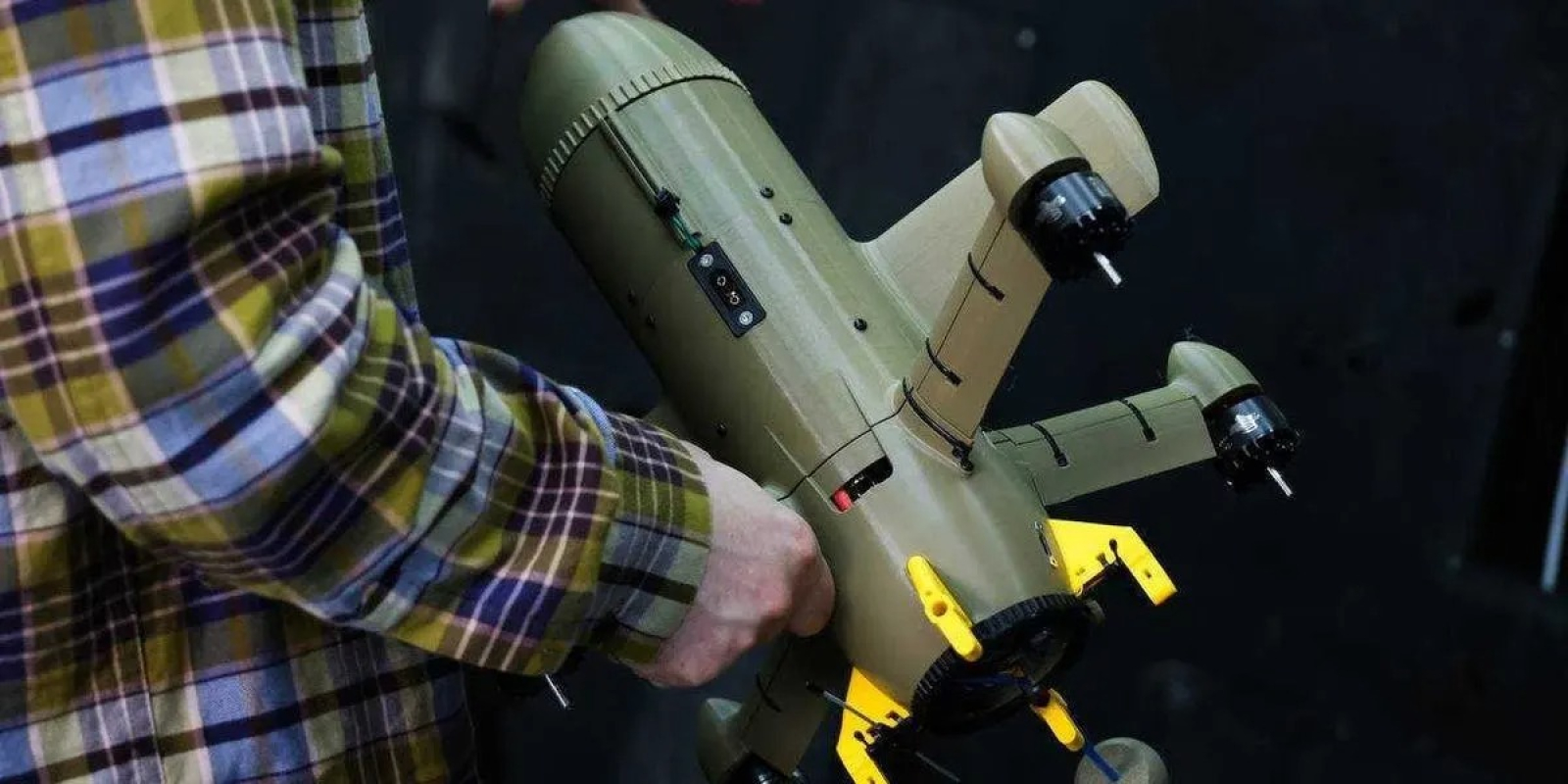 Ucraina atinge pragul de 1.000 de drone interceptoare pe zi: Soluția de 2.500 de dolari care înlocuiește rachetele scumpe în lupta contra UAV-urilor Shahed