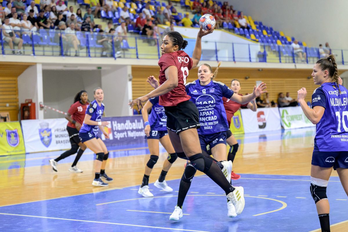 Anunț-ȘOC din „Liga Florilor” » Candidata la cupele europene s-a despărțit de antrenor