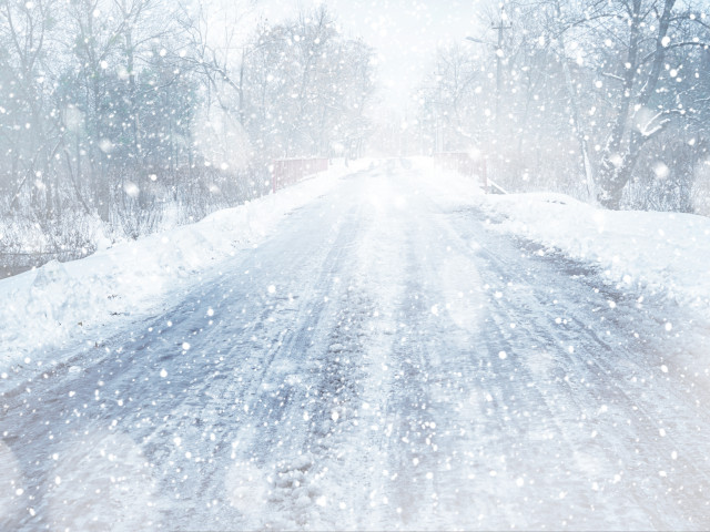 A intrat în vigoare codul galben de ninsori viscolite și polei. Mai multe zone din țară, vizate de avertizarea meteo. Vremea în Capitală