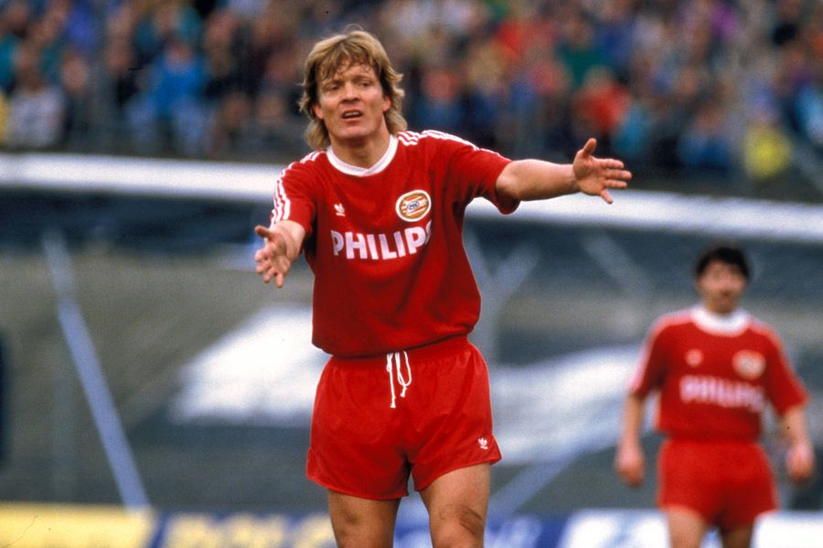 Incredibil! Povestea fotbalistului care a jucat DOUĂ meciuri oficiale într-o singură zi » Cum a fost posibil