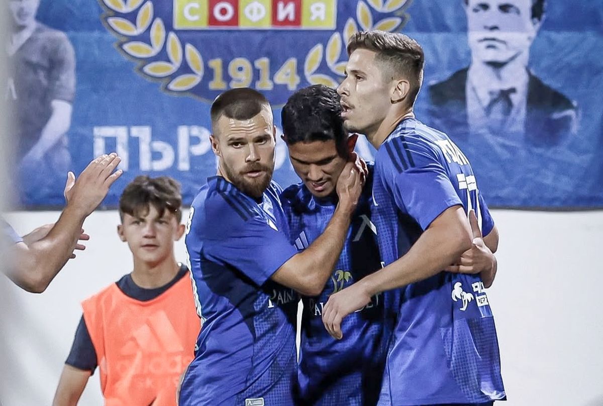 Surpriza din Europa » E pe locul 1 și vrea să le întrerupă dominația după 14 ani!