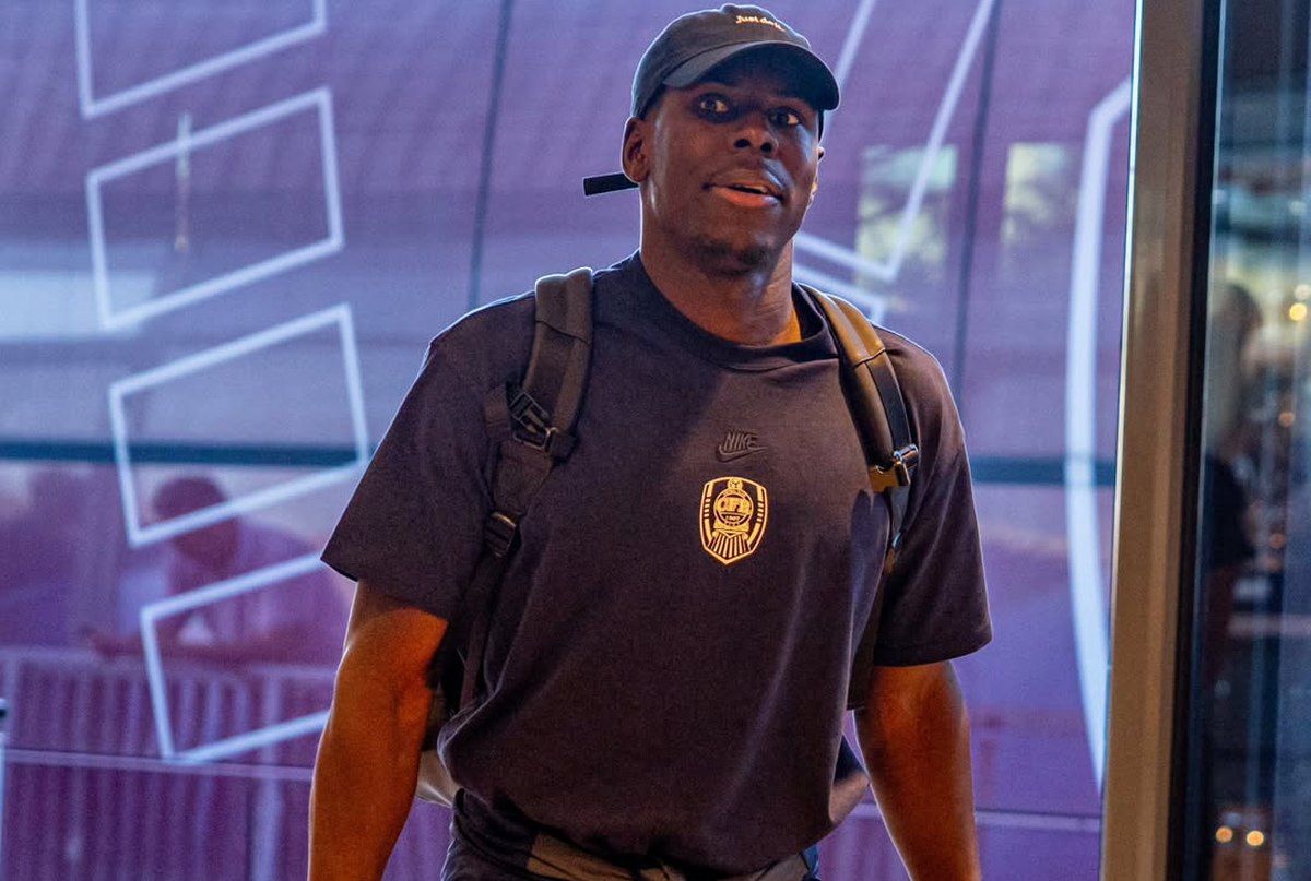 „Fundașul care a câștigat Liga Campionilor, aproape de despărțire după doar 197 de minute”