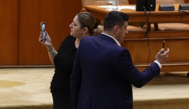 Diana Șoșoacă vrea să se împace cu George Simion
