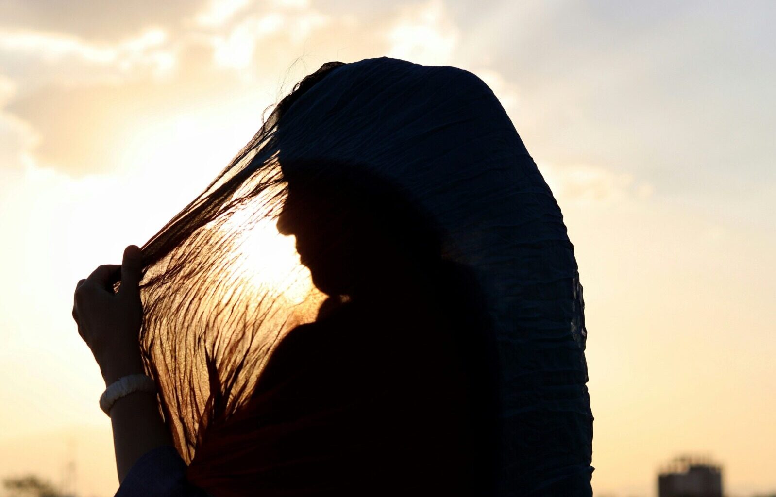 curentul woke, vinovăția și extremismul islamic