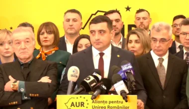 Un lider AUR acuza Guvernul Bolojan că taie de la educație ca să protejeze multinaționalele