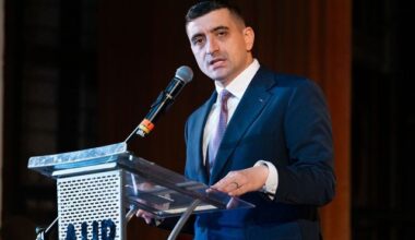 George Simion, după ce PNL a acuzat blat între PSD şi AUR la alegerile parţiale: Să le aduceţi aminte cine este la guvernare, USR-ul cu PSD-ul / Critici la adresa Guvernului
