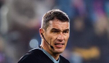Trei galbene în 60 de secunde! Prestația arbitrului român din Celtic - AS Roma 0-3, contestată de italieni: „Kovacs, ce faci? Nu e de nivelul UEFA”