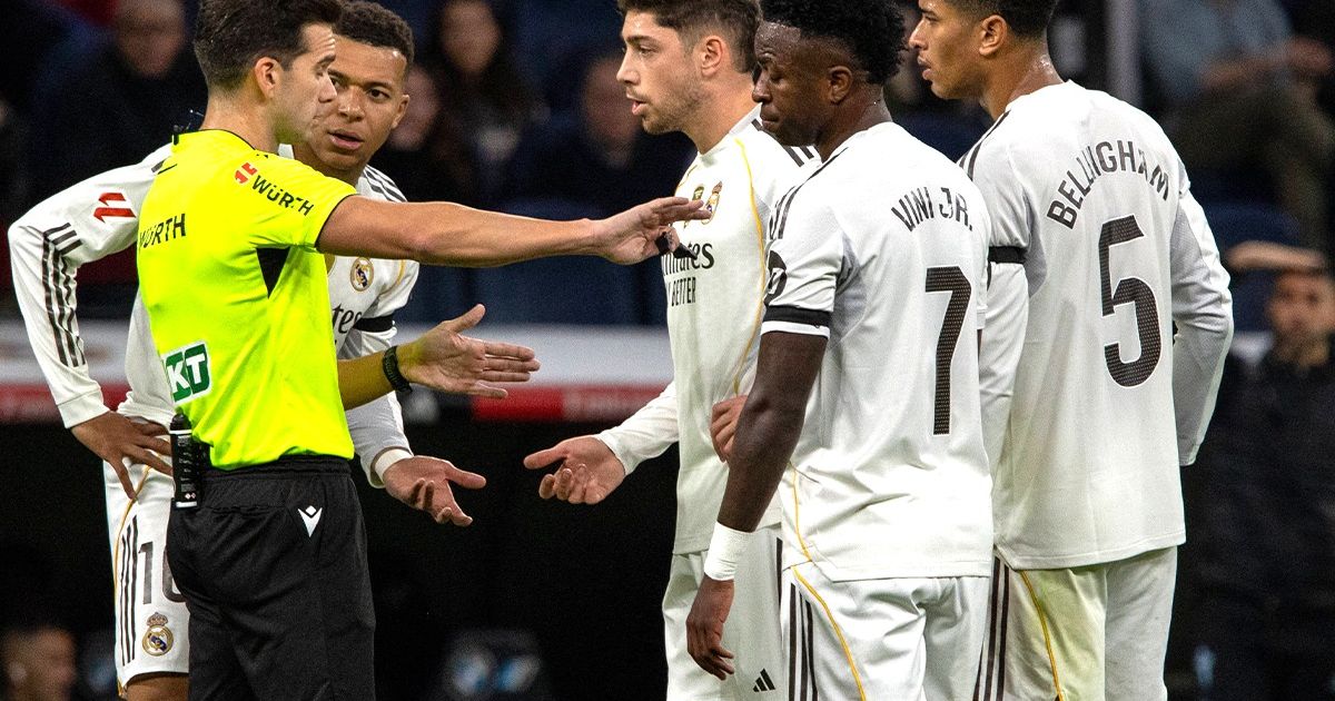 „Dă-ne afară pe toți!” / „Idiot nenorocit”. Jucătorii lui Real Madrid au sărit la arbitri: „Uită-te unde ești, trebuie să arăți respect!”
