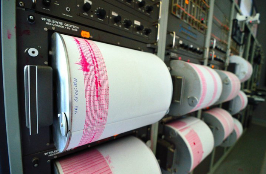 Două cutremure au avut loc în România în această dimineață. Unul dintre ele, într-o zonă neobișnuită pentru astfel de evenimente