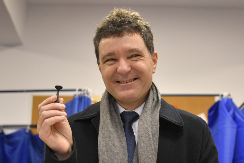 Victoriile lui Ciucu și Ciolacu, considerate „prima înfrângere majoră” pentru Nicușor Dan. „E penibil să pierzi în acest fel”