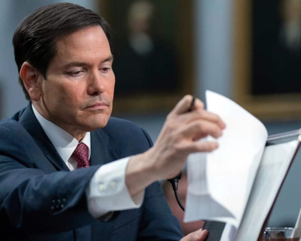 Marco Rubio le cere diplomaților americani să revină la fontul Times New Roman pentru comunicările oficiale. Care este motivul