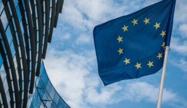 un fost premier român a semnat pentru acest lucru