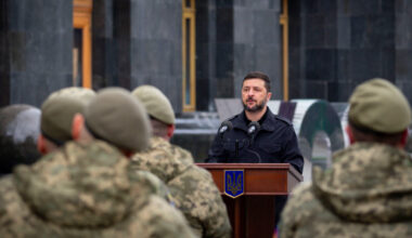 Diplomație sau război? Ce aleg ucrainenii în 2026. Percepția se schimbă dramatic de la est la vest SONDAJ