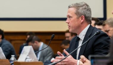 Rivalități în interiorul administrației Trump. Dan Driscoll a fost înlăturat din echipa de negocieri privind încheierea războiului Rusiei împotriva Ucrainei