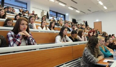 Cele mai bune universități private din România. ARACIS a stabilit calificativele