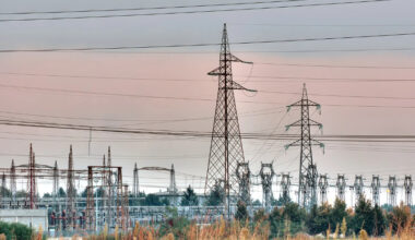 UE somează România, la pachet cu alte țări europene, să își modernizeze rețelele electrice. Ce trebuie să facem urgent pentru a evita pierderi de zeci de miliarde de euro