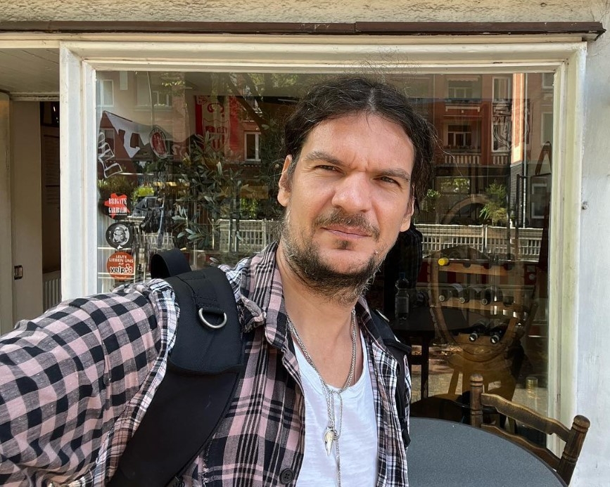 Tudor Chirilă a dat un mesaj voalat despre dezvăluirile Recorder, în cadrul emisiunii Vocea României. Totul s-a petrecut live, cu o audiență de un milion de persoane