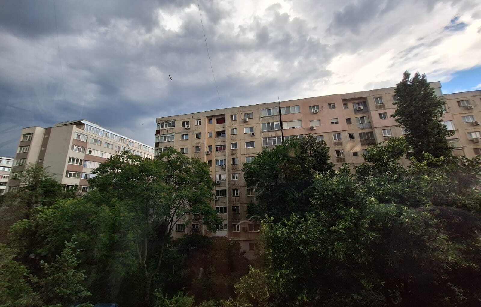 vin zile călduroase până la finalul anului