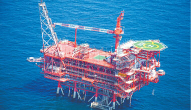 Embargoul petrolului rusesc se clatină