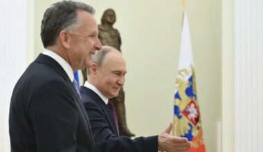 „Rusia va prelua controlul asupra Donbassului, prin mijloace militare sau de altă natură / Teritoriile controlate de Ucraina vor fi preluate militar sau trupele ucrainene le vor părăsi”